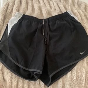 don't wear anymore nike sign is coming off and slightly worn